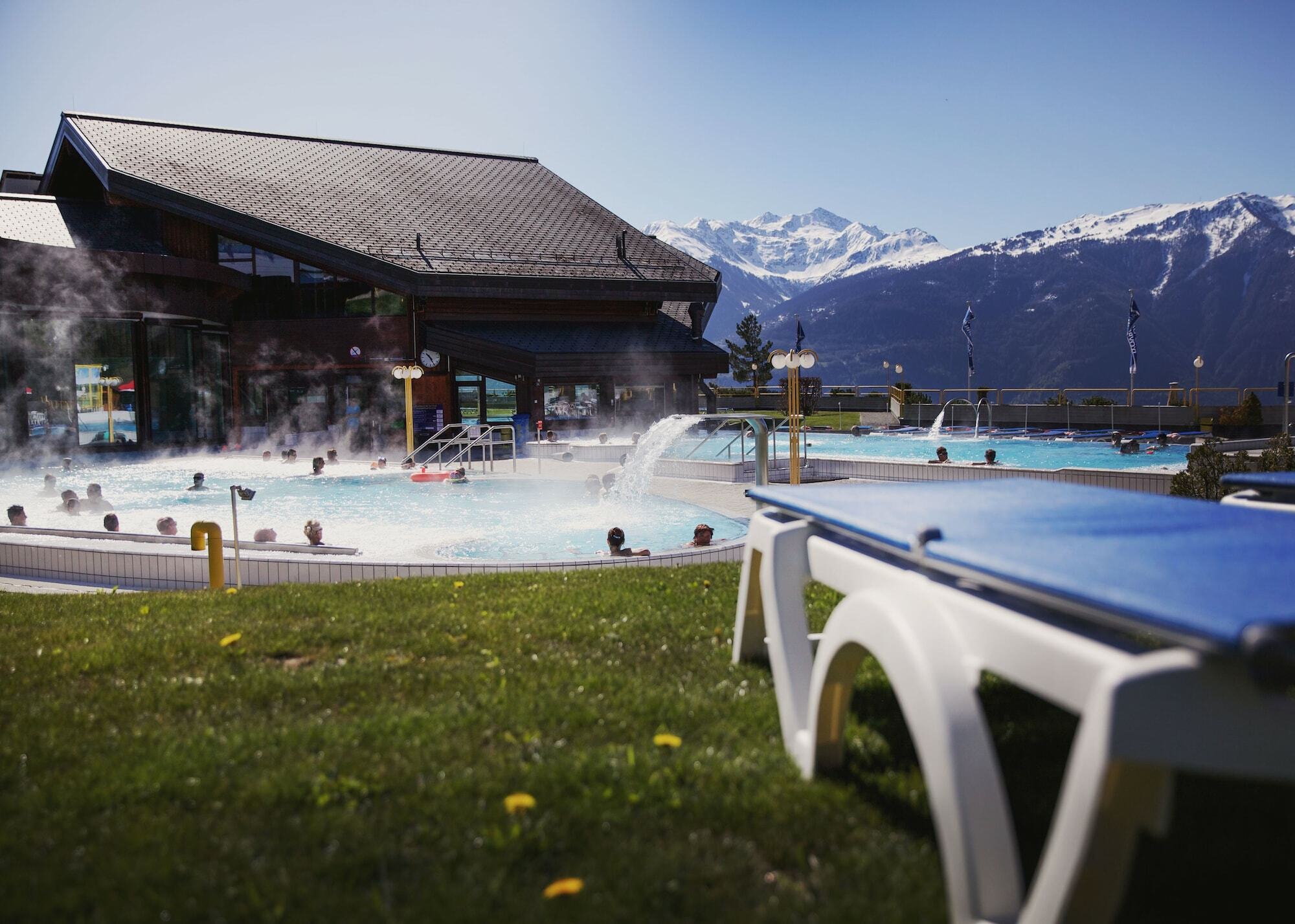 Hotel Les Bains D'Ovronnaz Eksteriør billede